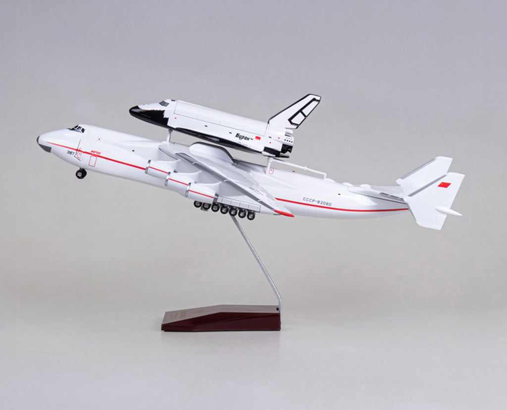 Antonov AN-225 Mriya Space Shuttle Blizzard - Scale 1:200 (45 cm / 17.7 in)