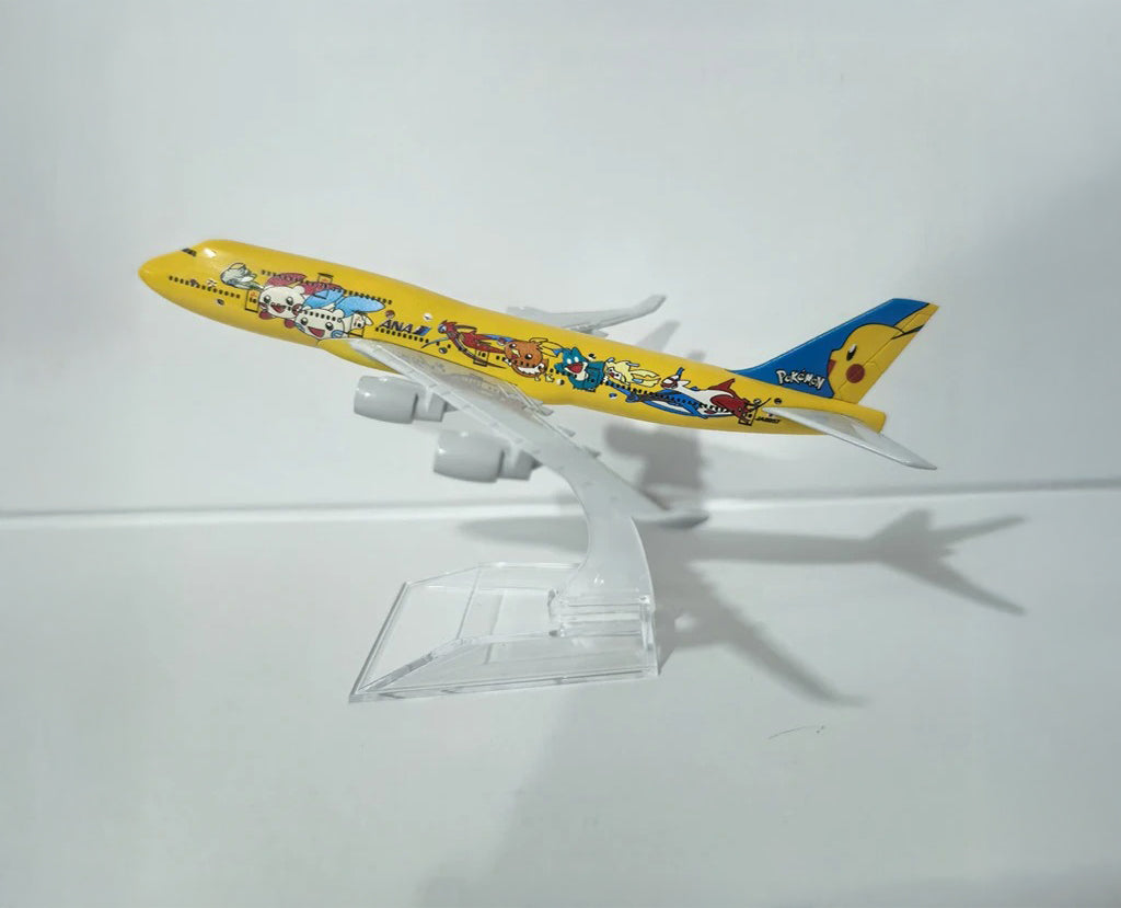 ANA Airlines Boeing 747 Pokemon Edition - Scale 1:400 (16 cm / 6.3 in)