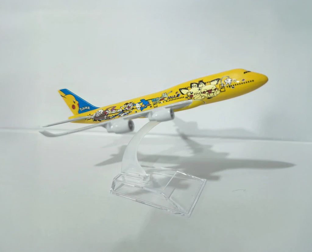 ANA Airlines Boeing 747 Pokemon Edition - Scale 1:400 (16 cm / 6.3 in)