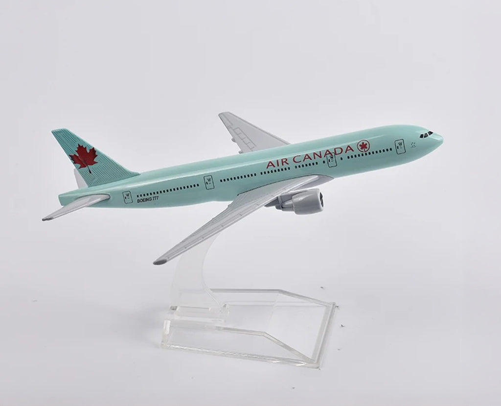 Air Canada Boeing 777 - Scale 1:400 (16 cm / 6.3 in)