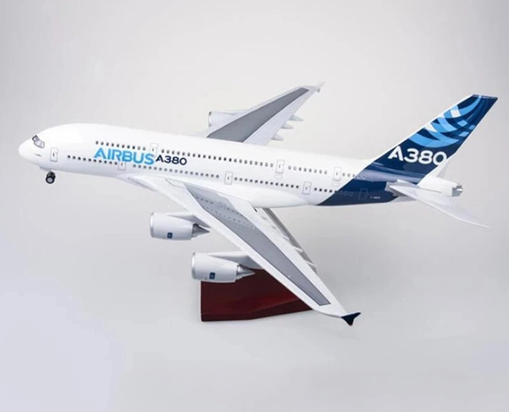 Airbus A380 Prototype with LED - Scale 1:160 (50.5 cm / 19.9 in)