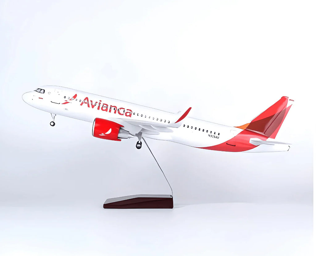 Avianca Colombia Airbus A320 with LED - Scale 1:80 (47 cm / 18.5 in)