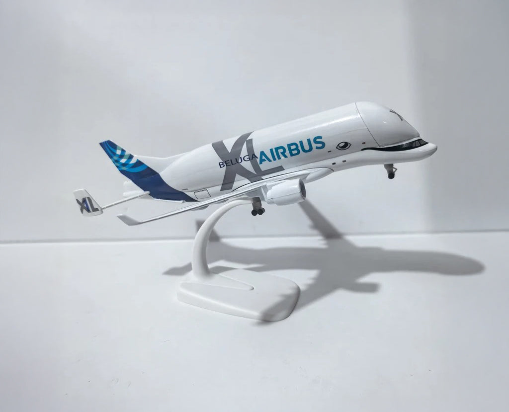 BELUGA AIRBUS - Scale 1:400 (16 cm / 6.3 in)