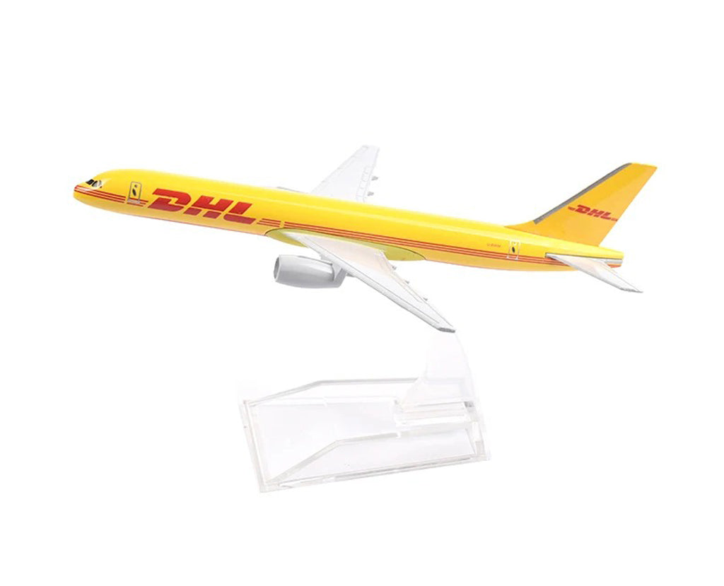 DHL Cargo Boeing 757 - Scale 1:400 (16 cm / 6.3 in)