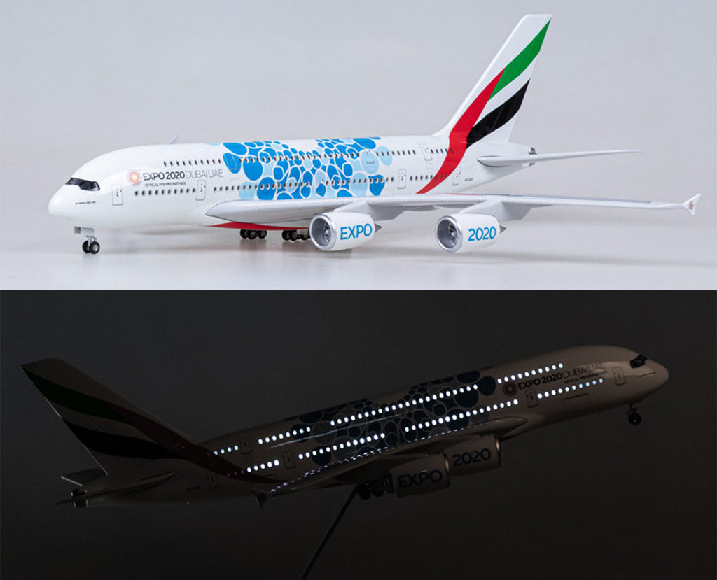 Emirates Dubai Expo 2020 Airbus A380 with LED - Scale 1:160 (47 cm / 18.5 in)