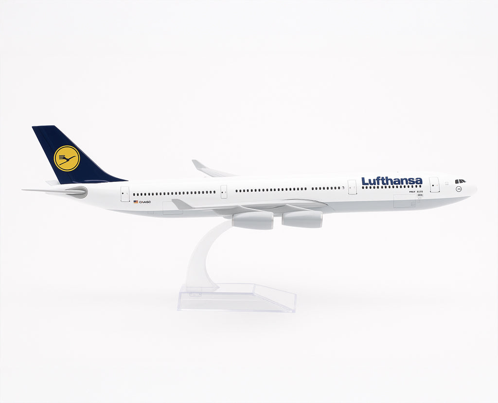 Lufthansa Airbus A340 - Scale 1:400 (16 cm / 6.3 in)