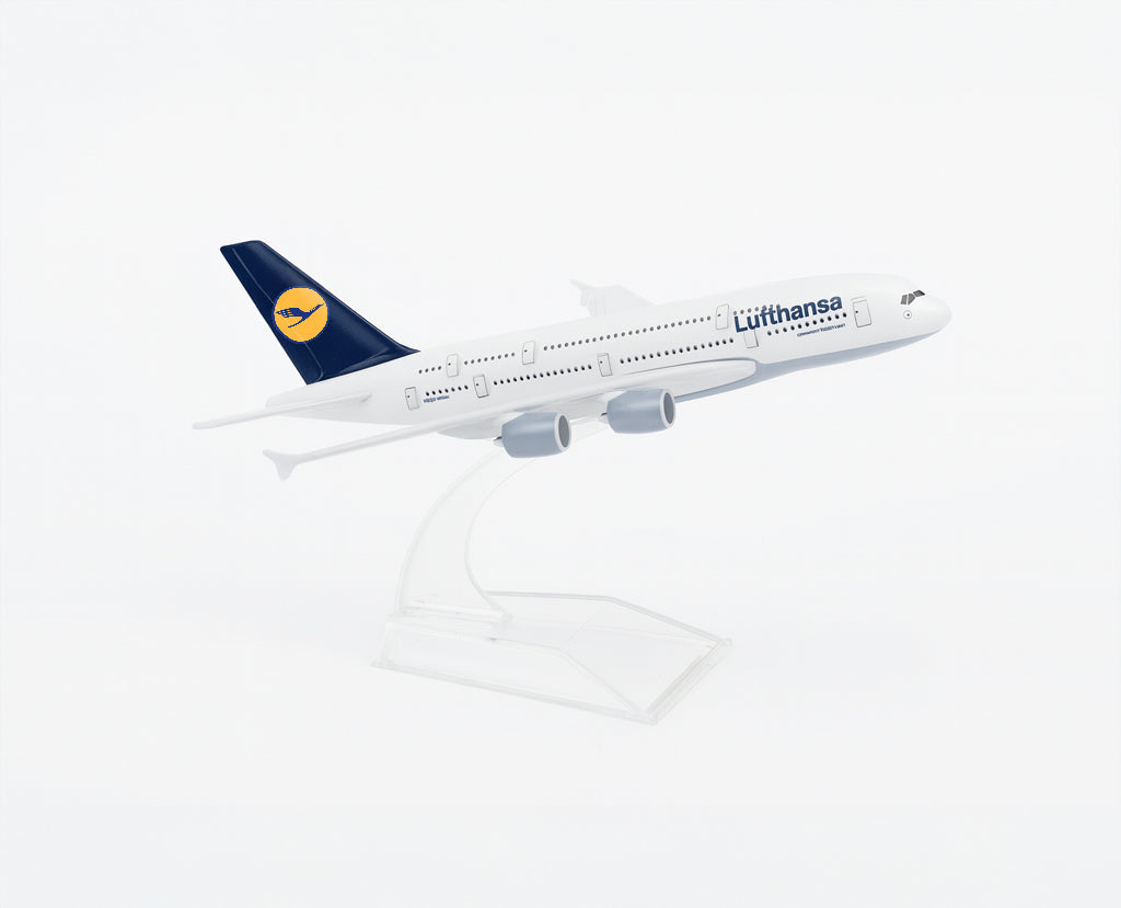 Lufthansa Airbus A380 - Scale 1:400 (16 cm / 6.3 in)
