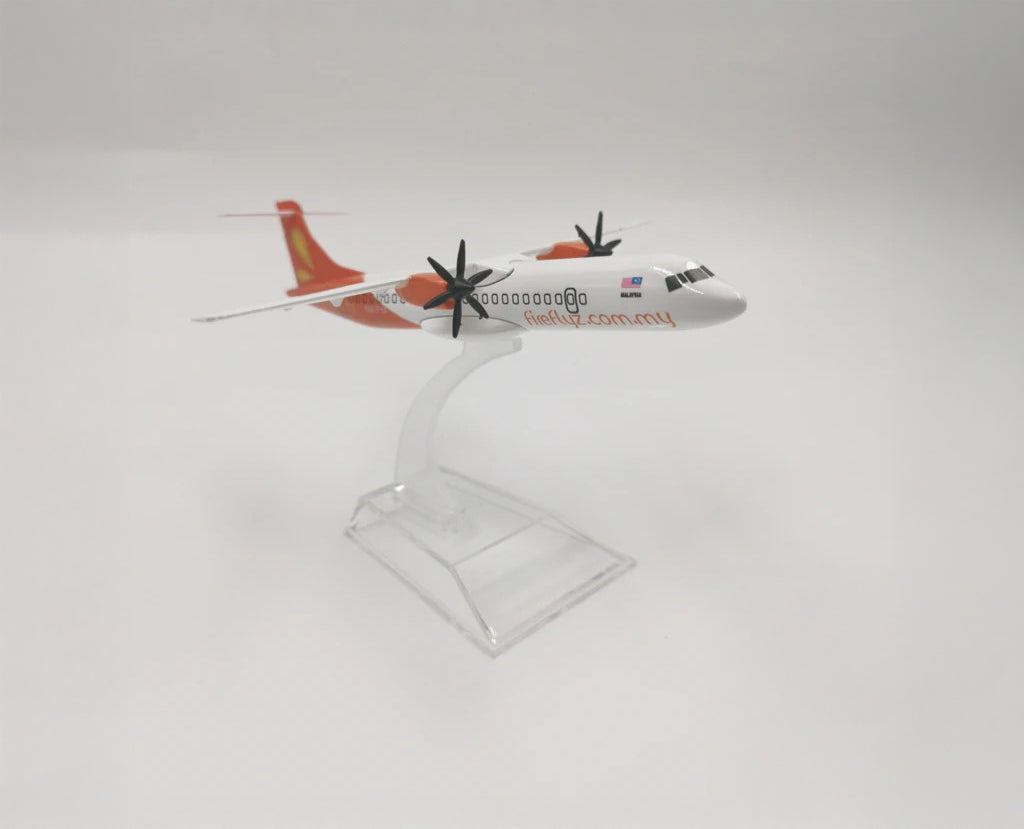 Malaysia Airlines Firefly ATR72-600 - Scale 1:400 (16 cm / 6.3 in)