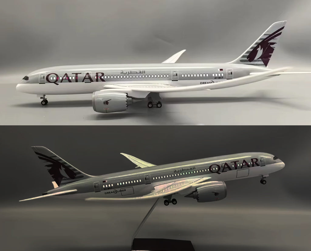 Qatar Airways Boeing 787 with LED - Scale 1:130 (47 cm / 18.5 in)