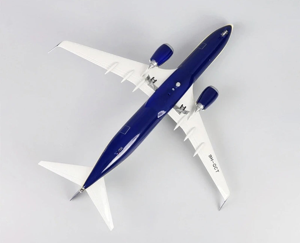 Ryanair Boeing 737-800 with LED - Scale 1:80 (47 cm / 18.5 in)