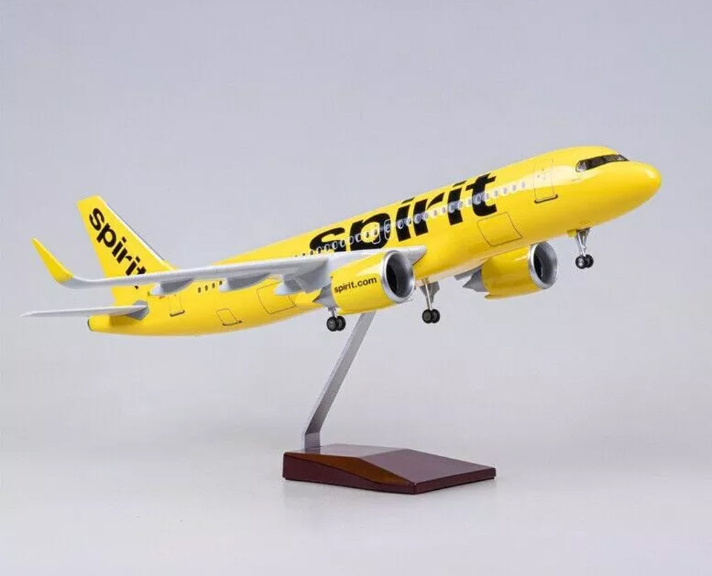 Spirit Airbus A320neo with LED - Scale 1:80 (47 cm / 18.5 in)