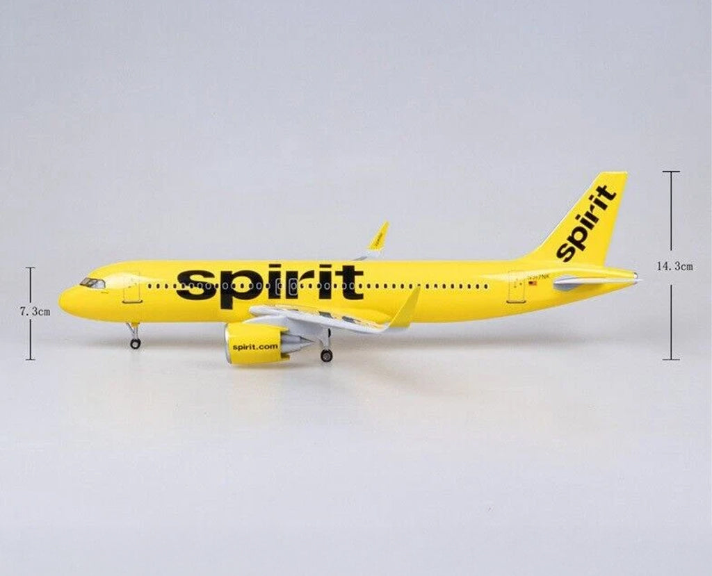 Spirit Airbus A320neo with LED - Scale 1:80 (47 cm / 18.5 in)