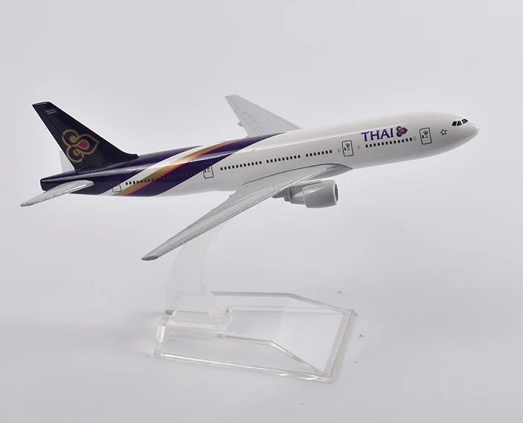 Thai Airways Boeing 777 - Scale 1:400 (16 cm / 6.3 in)