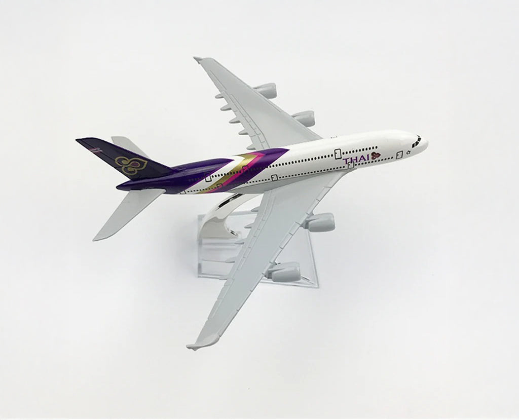 Thai Airways Airbus A380 - Scale 1:400 (16 cm / 6.3 in)