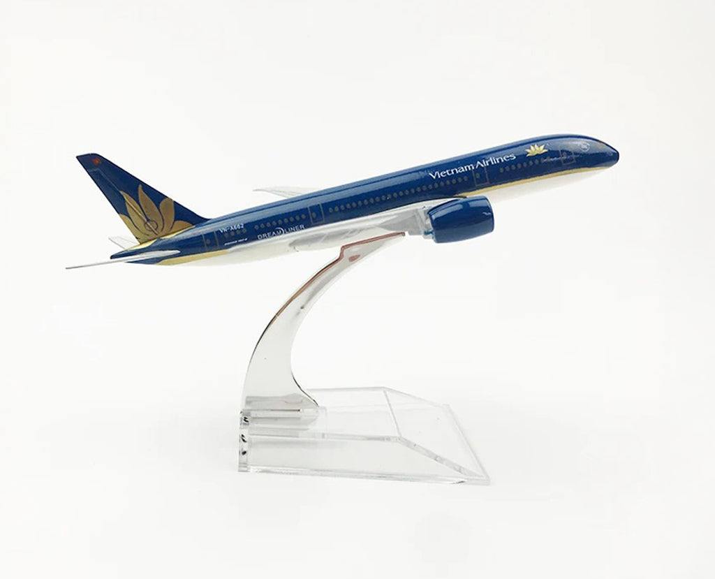 Vietnam Airlines Boeing 787 - Scale 1:400 (16 cm / 6.3 in)